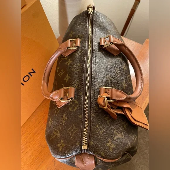 Louis Vuitton Vintage speedy 30 - Picture 4 of 12